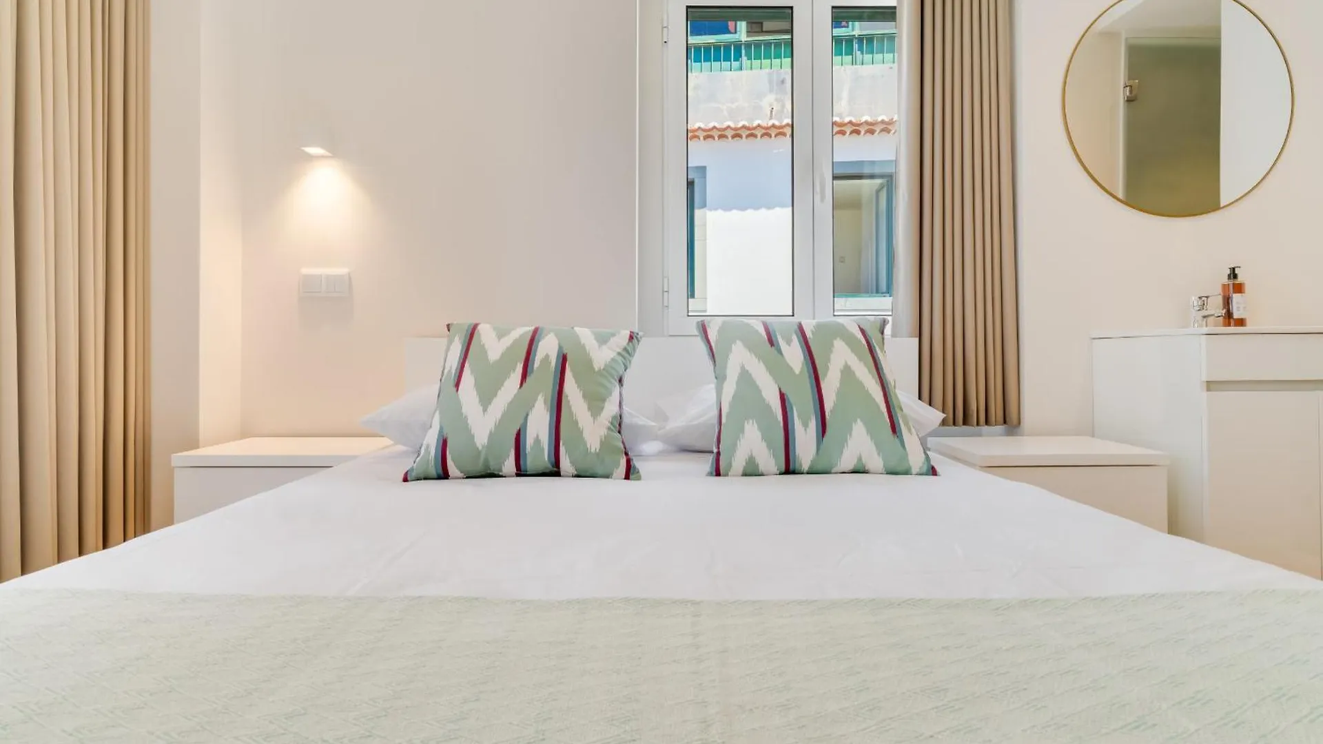 Q Studios By Atlantic Holiday Funchal  Funchal (Madeira)