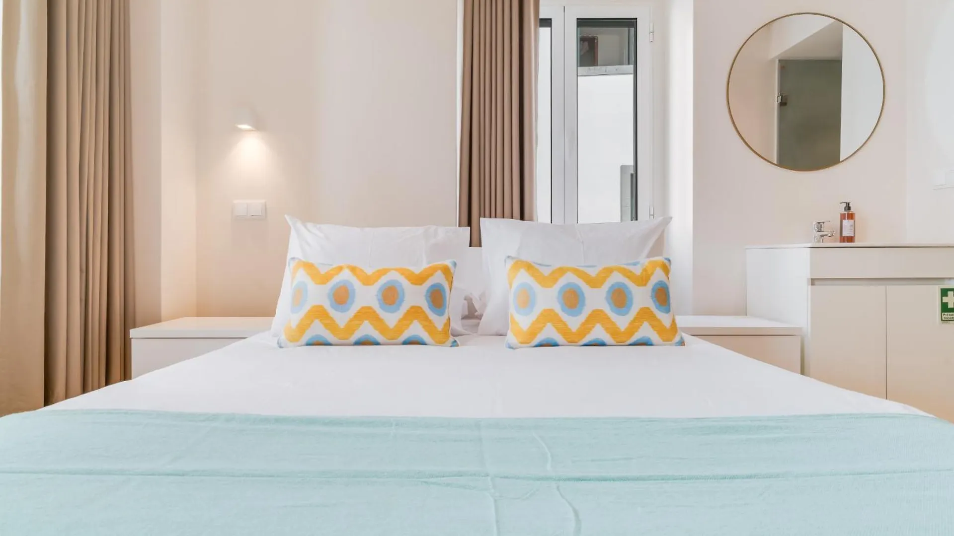 Q Studios By Atlantic Holiday Funchal  Funchal (Madeira)